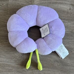 Blossom Neck Pillow